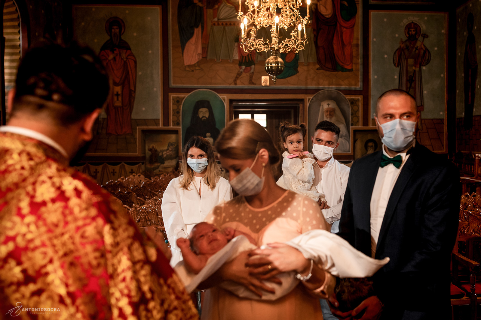 Fotografie de botez Bucuresti - Botez Aylin-Biserica adormirea macii domnului Bucuresti